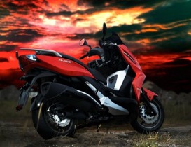 kymco-k-xct-300i-2013-04